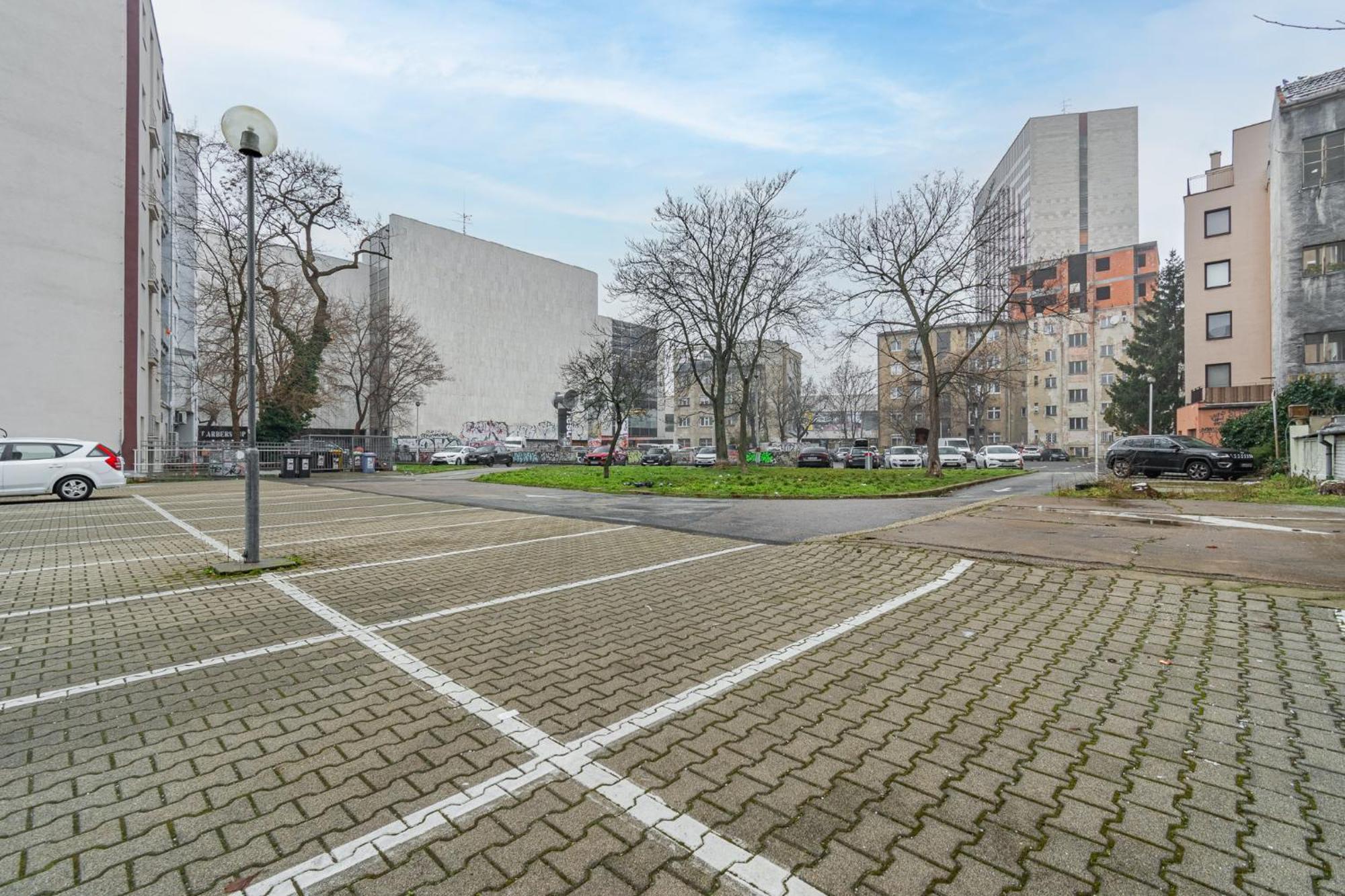 Natural-Style Apartment In The Centre Of Братислава Экстерьер фото